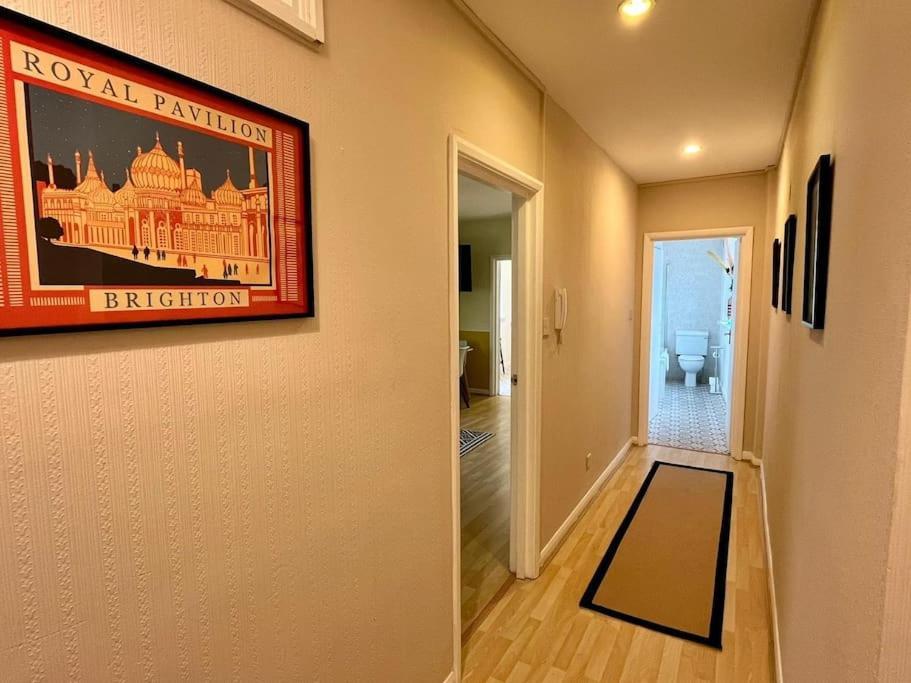 Central Brighton Pavilion Pad. Exterior photo